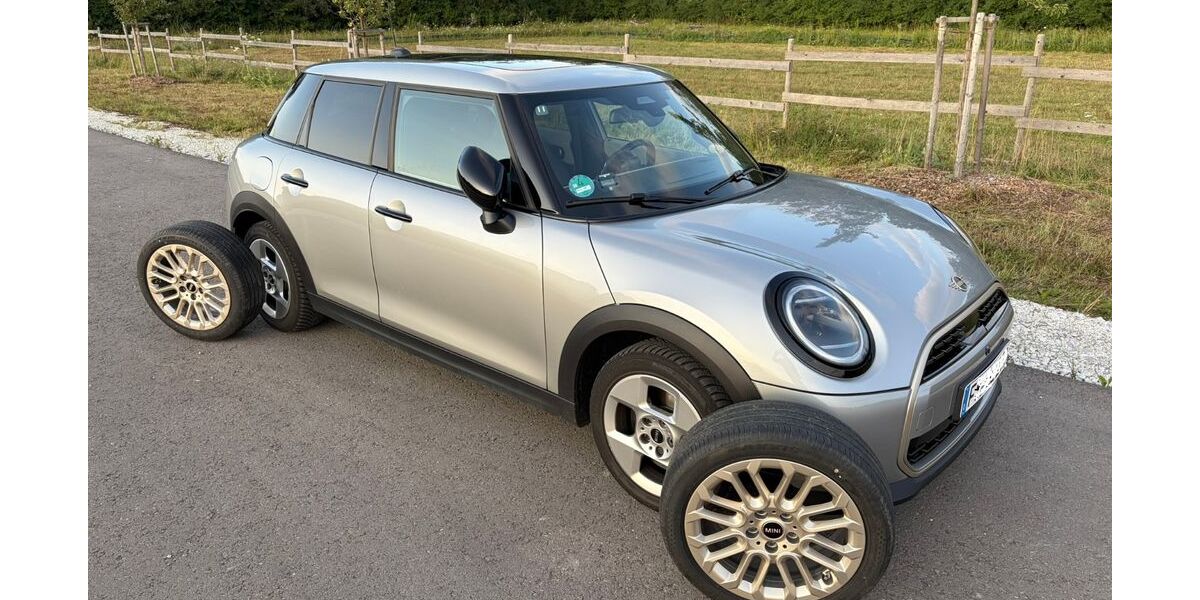Mini Cooper C 10.970 km 28.700 &euro; Freising 85354