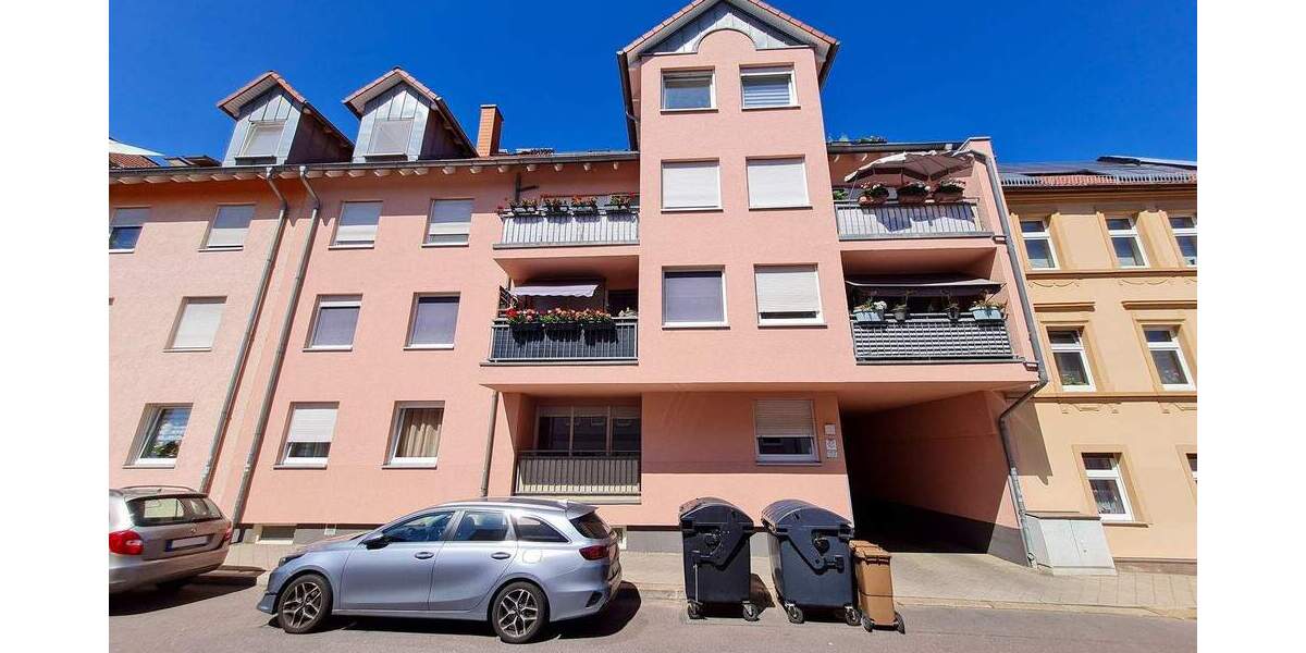 Gepflegte ETW mit Balkon & Stellplatz - langjährig vermietet 1 zimmer