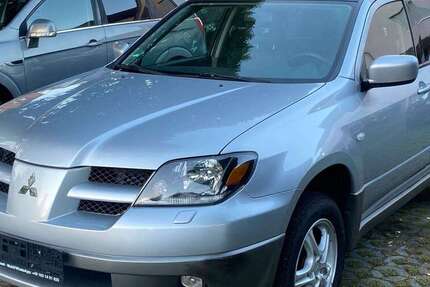 Mitsubishi Outlander 124.000 km 5.990 &euro; Kassel 34132