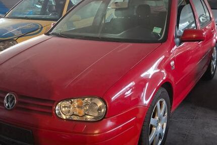 VW Golf 104.581 km 9.999 &euro; Deggendorf 94469