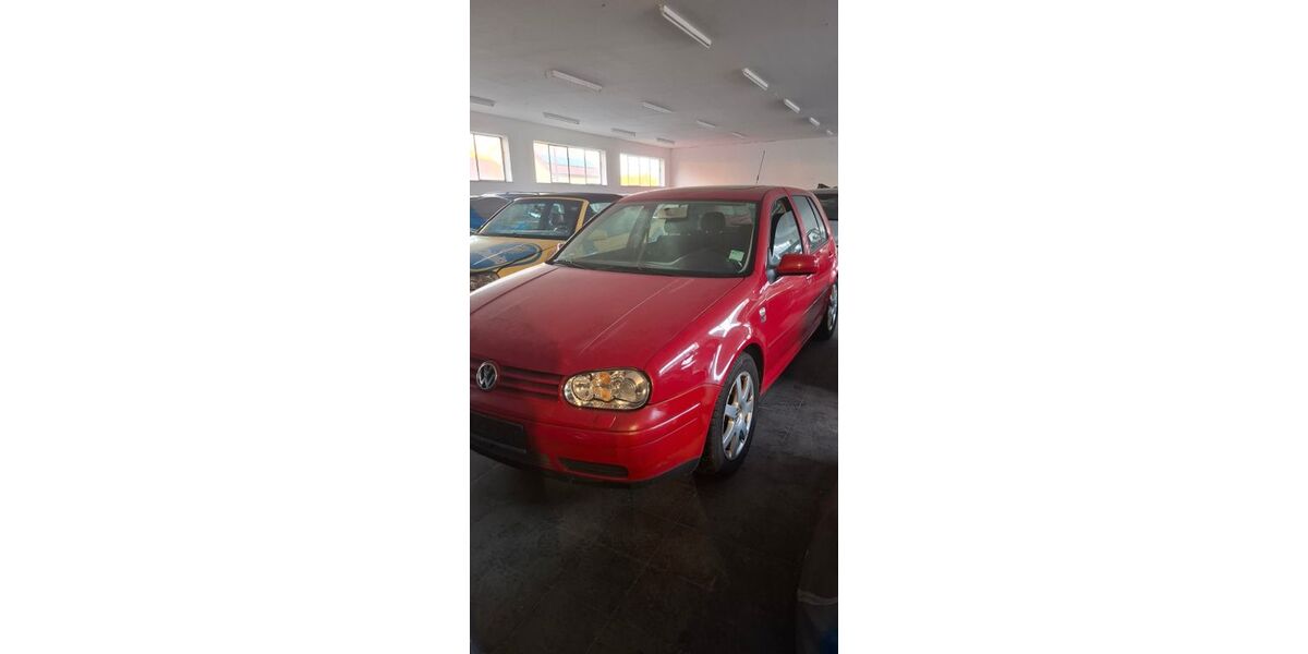 VW Golf 104.581 km 9.999 &euro; Deggendorf 94469