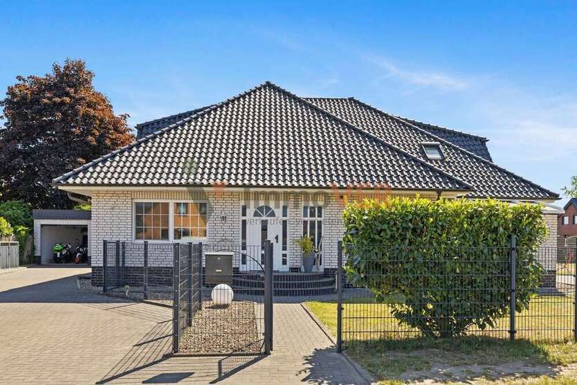 Haus zum Kaufen in Langwedel 595.000 € 246.51 m²