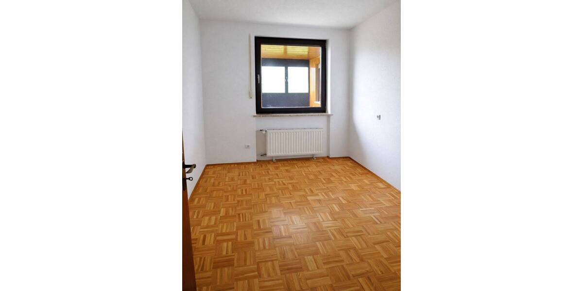 Einfamilienhaus Geiselhöring-Pönning Pönning - 7 Zimmer, 140 m&sup2;, 1.280&euro; | Angebot:26796459