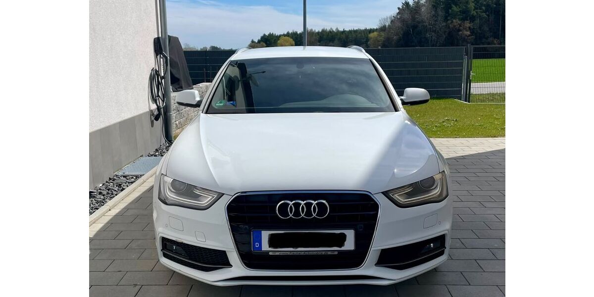 Audi A4 98.000 km 13.700 &euro; Amberg 92224