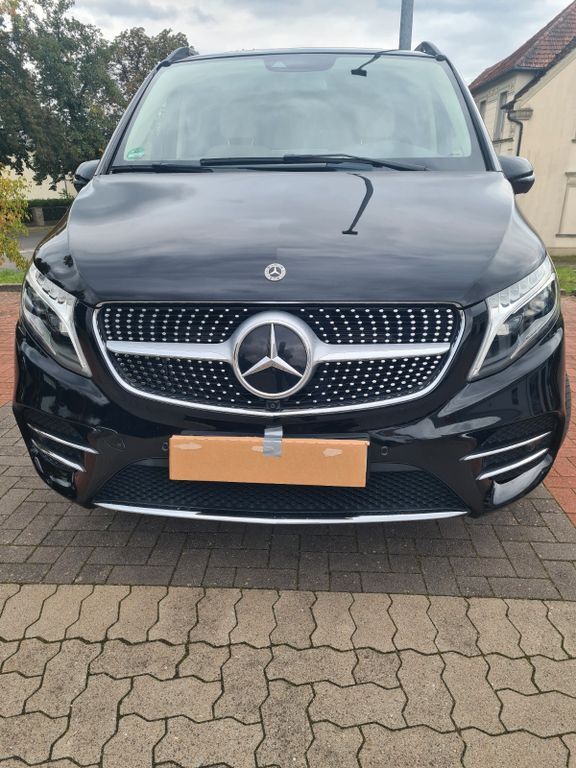 Mercedes-Benz V 300 33.000 km 58.700 € Am Mellensee 15838