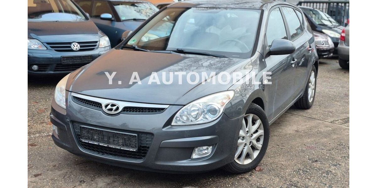 Hyundai i30 209.621 km 2.750 &euro; Frankfurt am Main 65931