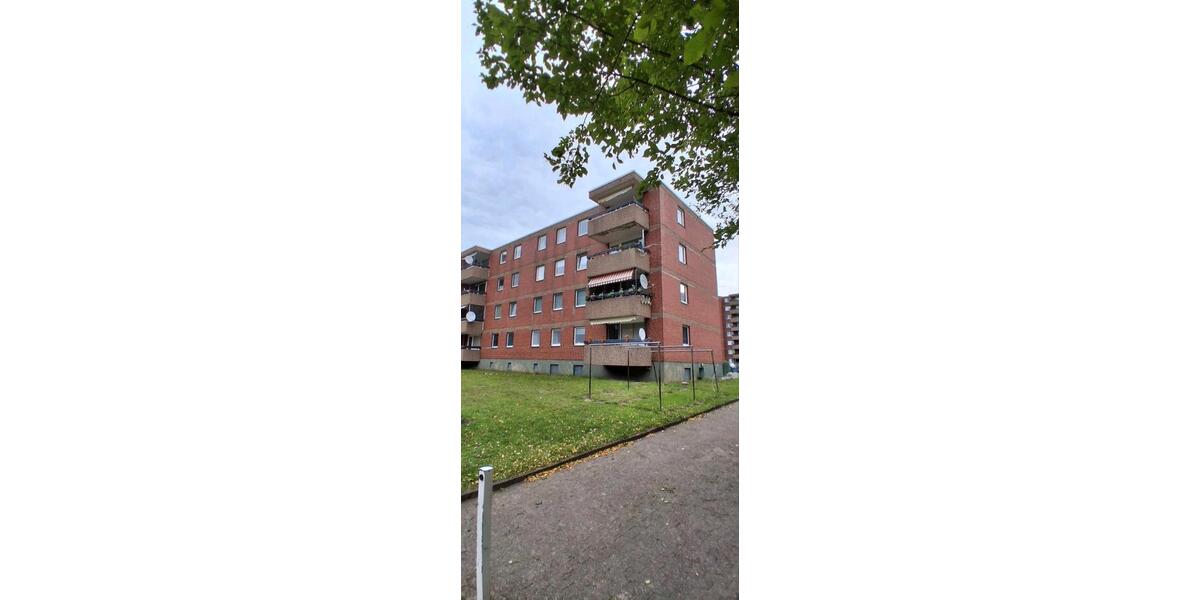 Etagenwohnung Hameln Kernstadt - 5 Zimmer, 97 m&sup2;, 170.000&euro; | Angebot:26286950