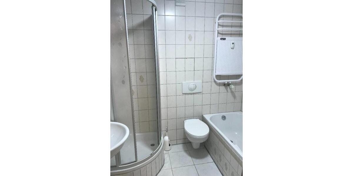 Etagenwohnung Kahla - 3 Zimmer, 66 m&sup2;, 490&euro; | Angebot:25407540