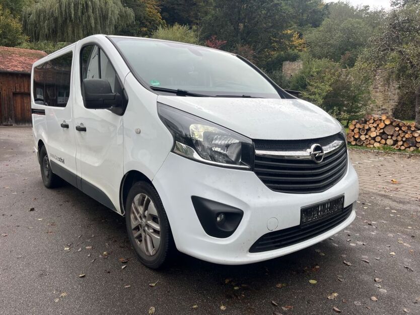 Opel Vivaro 385.000 km 7.250 € Tübingen 72074