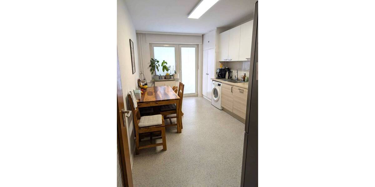 Etagenwohnung Mannheim Lindenhof - 3 Zimmer, 90 m&sup2;, 1.090&euro; | Angebot:26833664