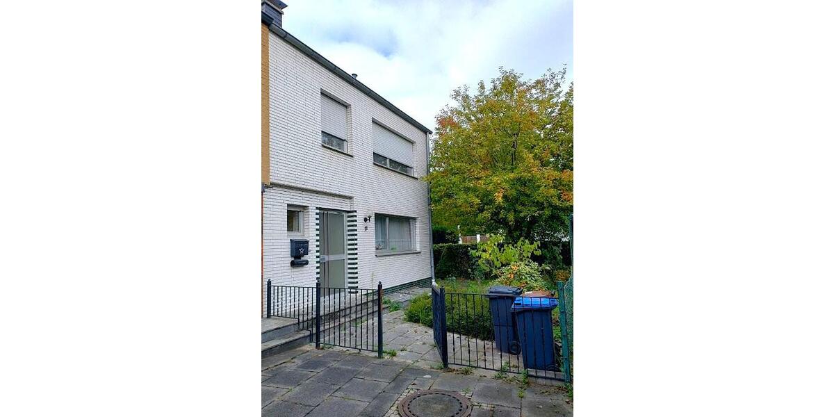 Gute Gelegneheit Großzügig geschnittenes Reihenendhaus mit Balkon, schönem Garten und Garage - Reihenendhaus Köln Godorf | Angebot:23168372