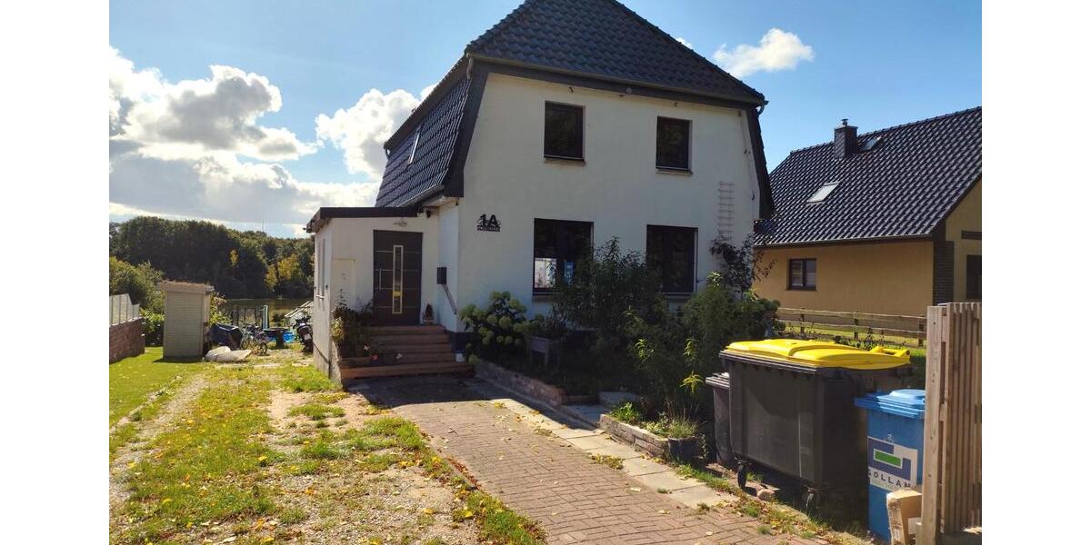 Einfamilienhaus Lüdersdorf - 9 Zimmer, 214 m&sup2;, 440.000&euro; | Angebot:26988957