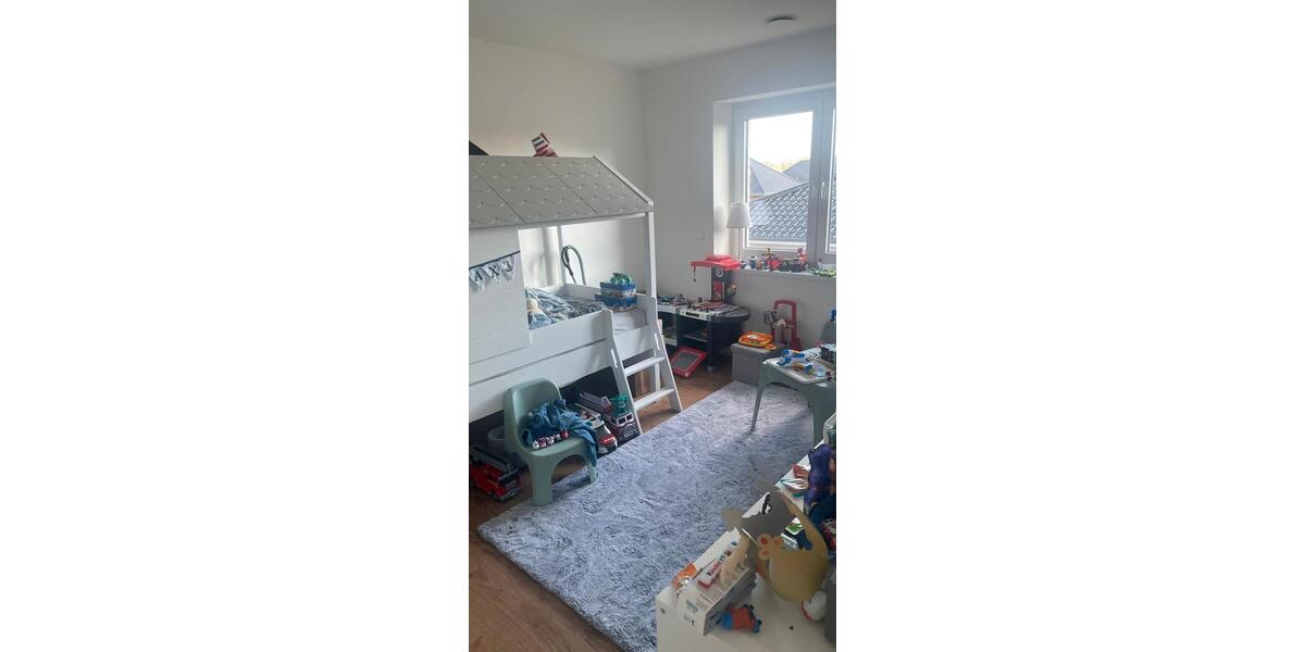 Etagenwohnung Brokstedt - 3 Zimmer, 75 m&sup2;, 975&euro; | Angebot:26402971