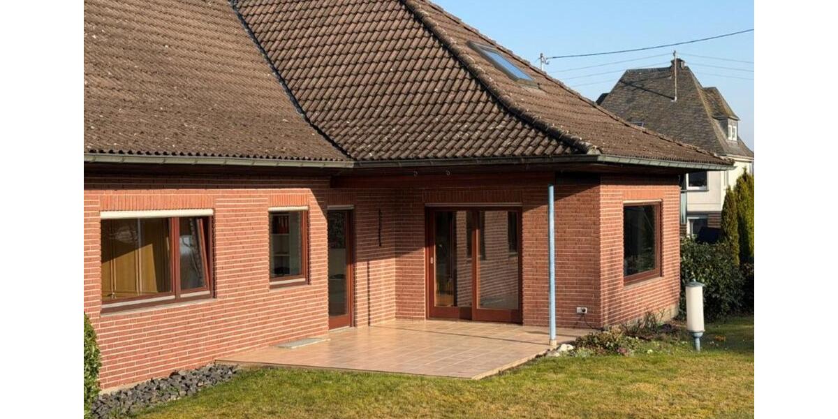 Einfamilienhaus Betzdorf - 8 Zimmer, 180 m&sup2;, 1.350&euro; | Angebot:25292930