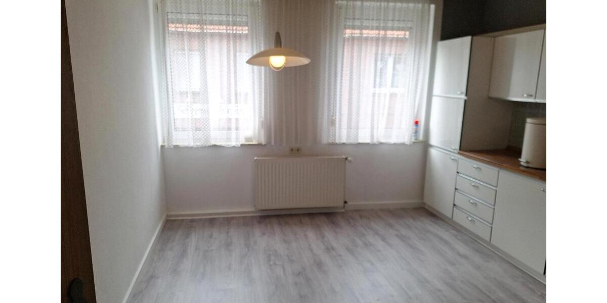 Etagenwohnung Uedem - 4 Zimmer, 100 m&sup2;, 1.180&euro; | Angebot:26382985