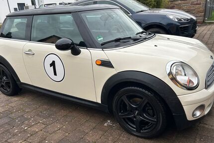 Mini ONE 129.514 km 3.000 &euro; Kirchardt-Berwangen 74912