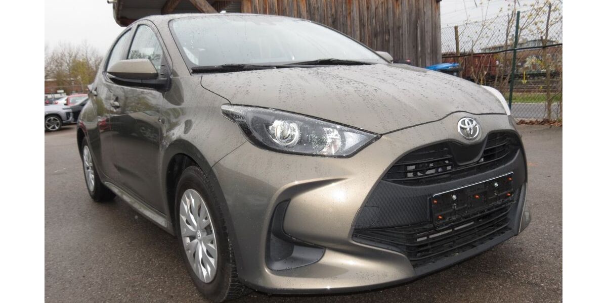 Toyota Yaris 19.500 km 14.900 &euro; Rosenheim 83026