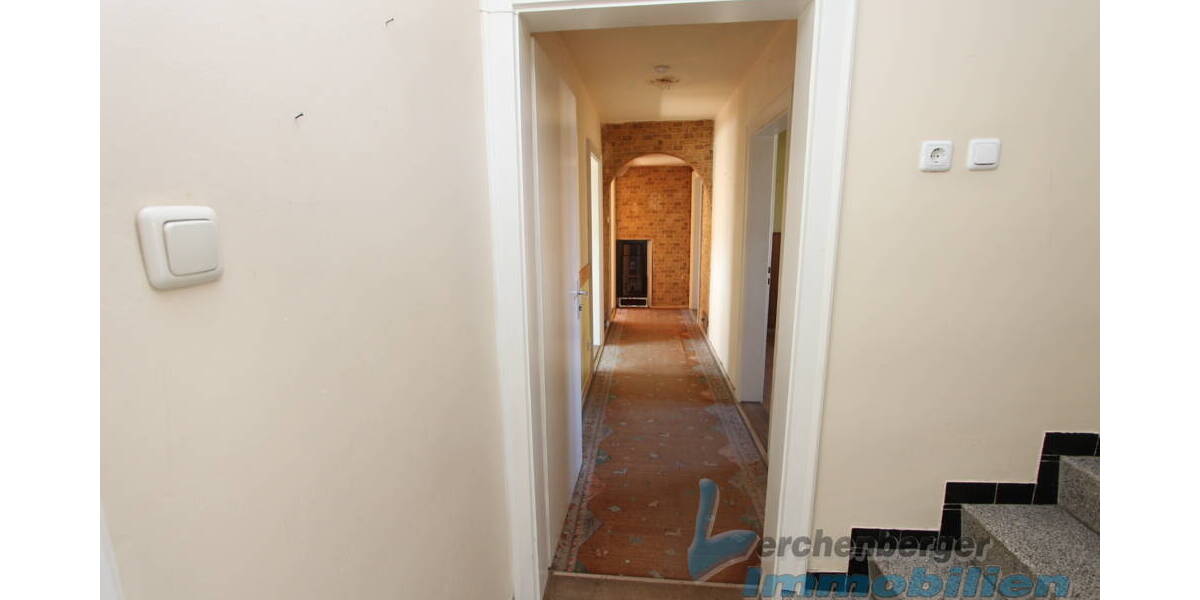 Einfamilienhaus Plattling - 8 Zimmer, 177 m&sup2;, 299.000&euro; | Angebot:26472264