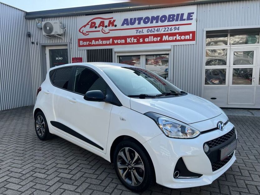 i10