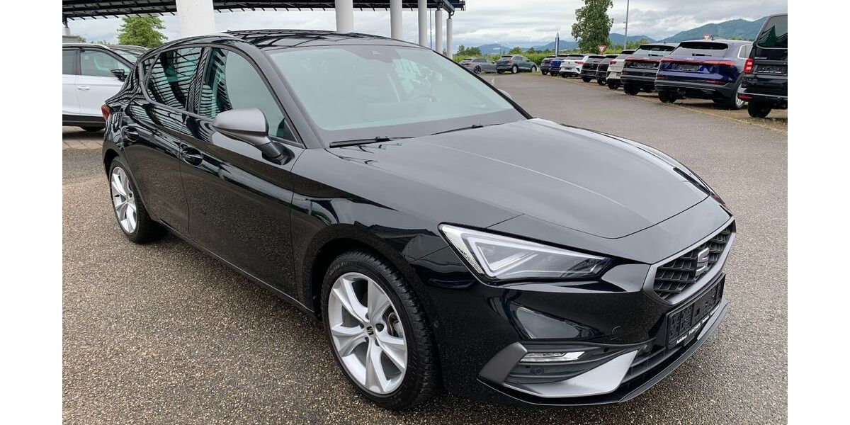 Seat Leon 11.469 km 28.600 &euro; Sasbach 77880