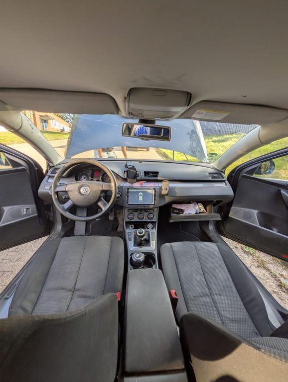 VW Passat 265.182 km 2.200 € Monchengladbach 41199