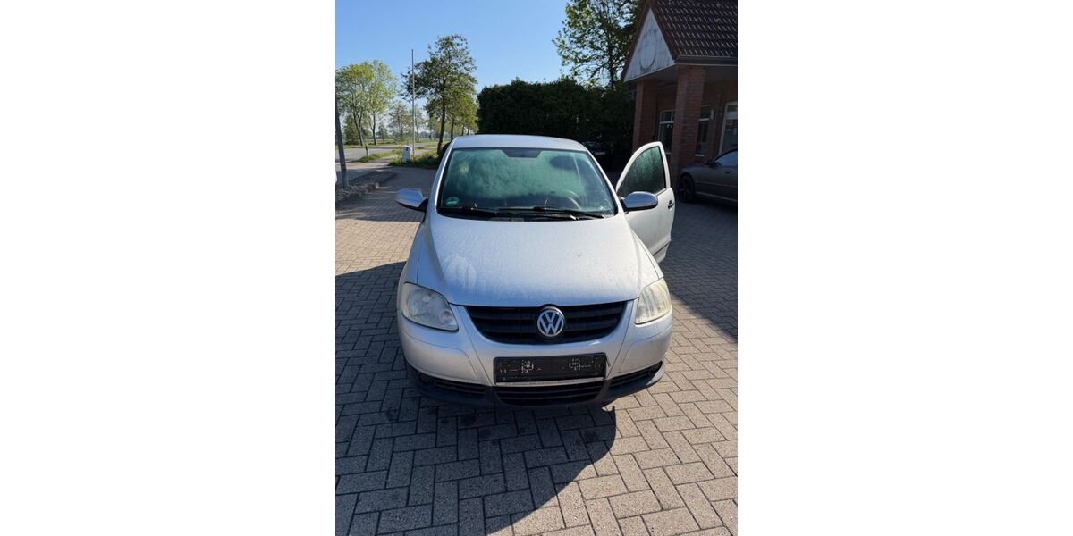 VW Fox 171.000 km 2.599 &euro; Moormerland 26802