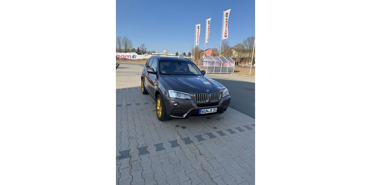 BMW X3 233.000 km 13.000 &euro; Hof 95028