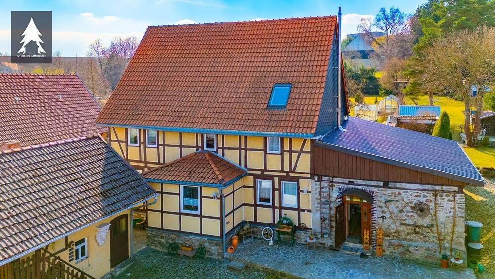Bauernhaus, Landhaus Straßberg Straßberg - 7 Zimmer, 230 m&sup2;, 249.000&euro; | Angebot:25681797