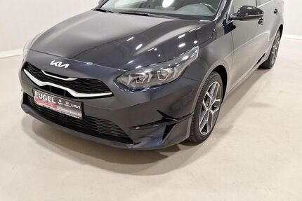 Kia ceed Sportswagon 37.222 km 21.369 &euro; Dresden 01157