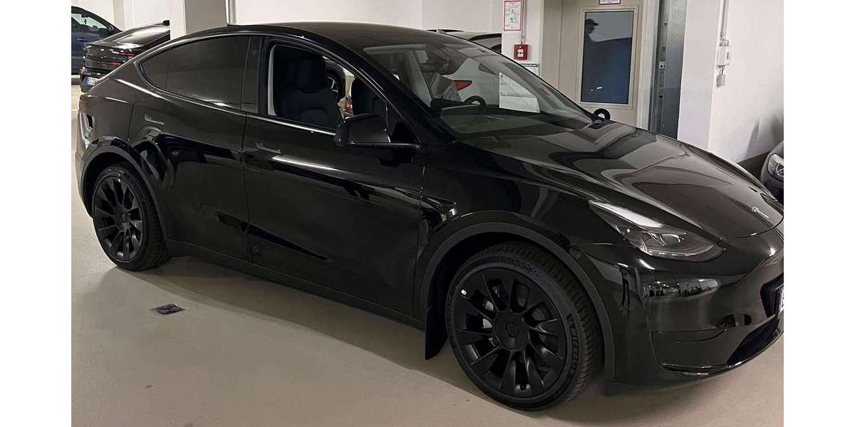 Tesla Model Y 25.636 km 31.500 &euro; Bochum 44787
