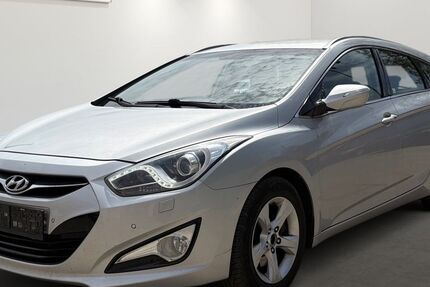 Hyundai i40 324.573 km 2.799 &euro; Berlin 12681