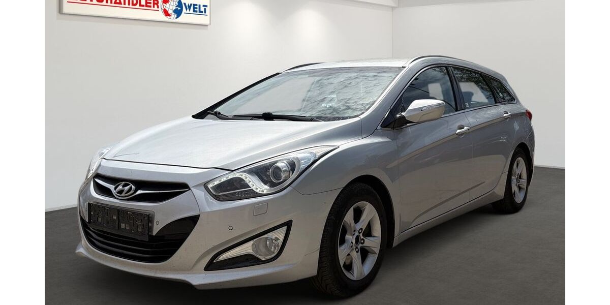 Hyundai i40 324.573 km 2.799 &euro; Berlin 12681