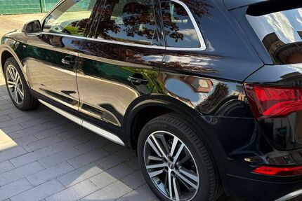 Audi Q5 243.000 km 18.950 &euro; Köln 51109