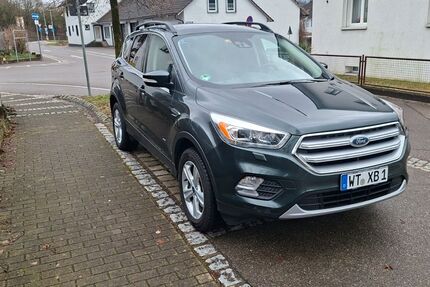 Ford Kuga 59.000 km 15.999 &euro; Waldshut-Tiengen 79761