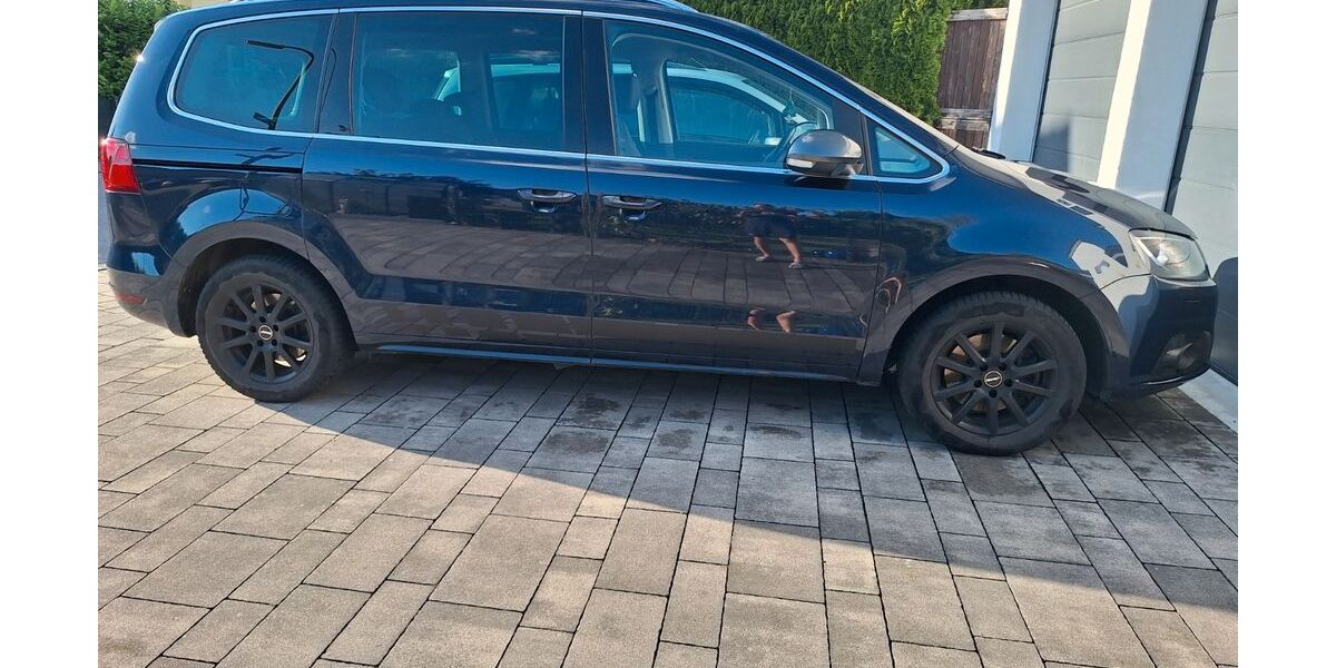 Seat Alhambra 75.524 km 22.900 &euro; Großmehring 85098