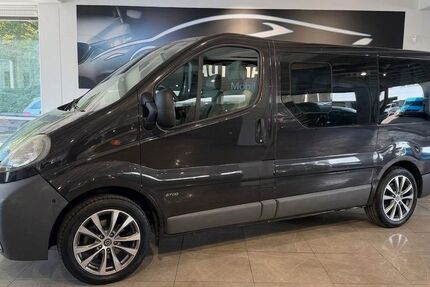 Opel Vivaro 173.553 km 8.950 &euro; Ratingen 40880