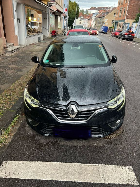 Renault Megane 68.900 km 12.800 € Saarbrücken 66113