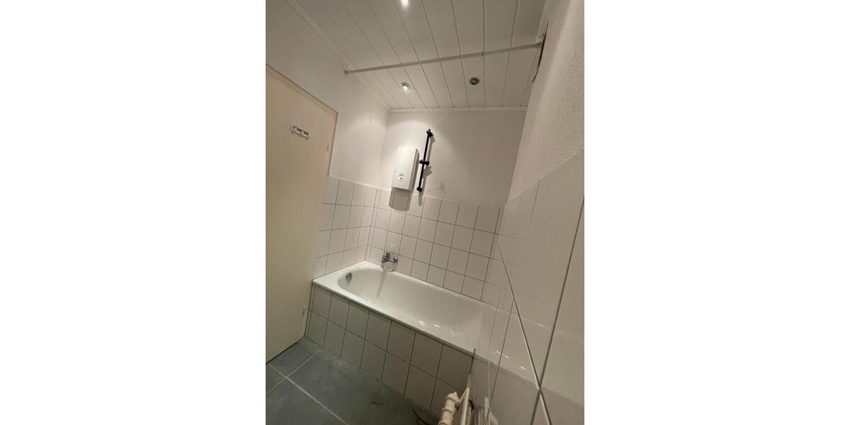 Etagenwohnung Schwalmtal - 3 Zimmer, 73 m&sup2;, 660&euro; | Angebot:24935033