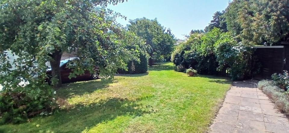 Dachgeschoßwohnung Röbel/Müritz Müritz - 2.5 Zimmer, 67 m&sup2;, 675&euro; | Angebot:26184641