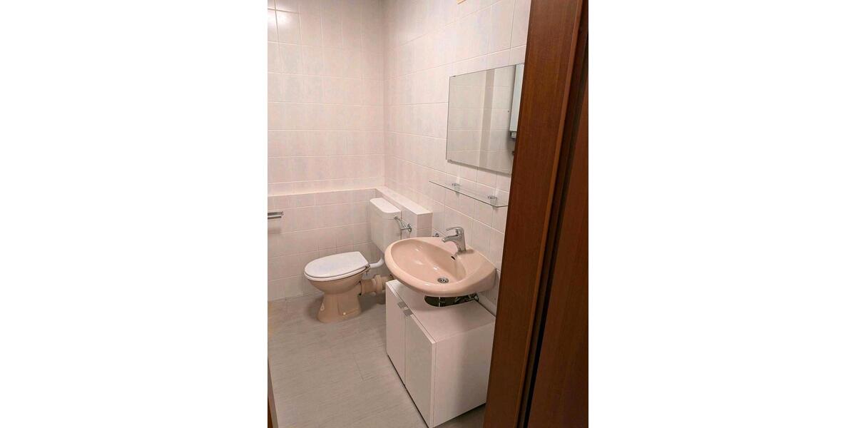 Dachgeschoßwohnung Dettingen unter Teck - 1 Zimmer, 30 m&sup2;, 119.000&euro; | Angebot:26846748