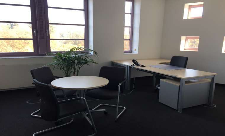 Büro in Bad Homburg v. d. Höhe 199 € 8 m²
