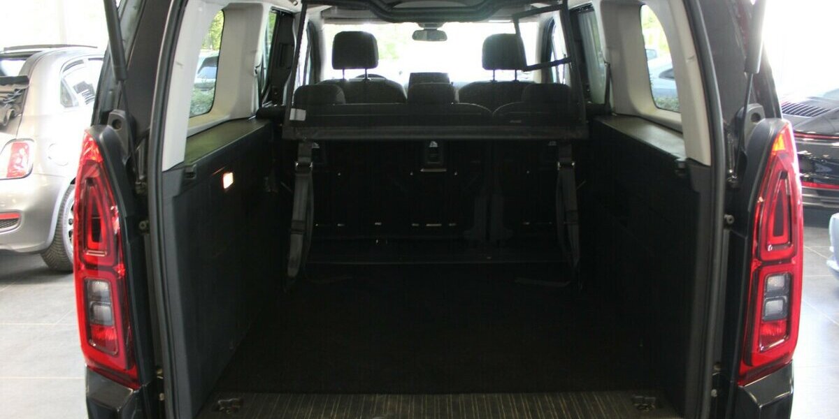 Opel Combo Life 1.5 Automatik 44.760 km 17.480 &euro; Euskirchen 53881