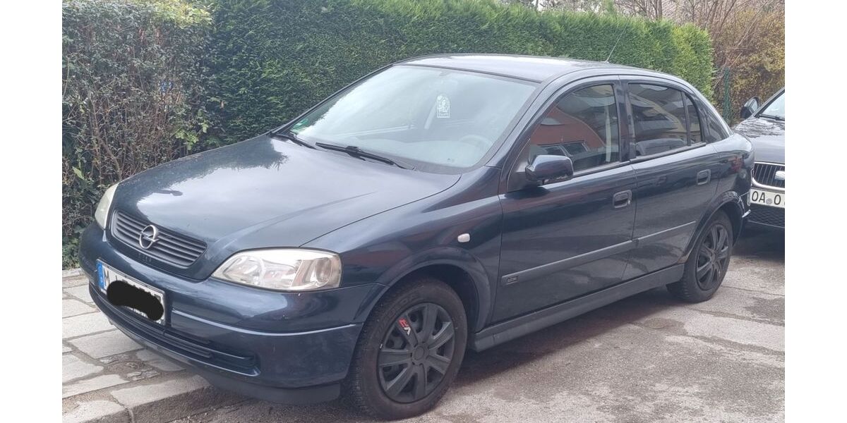 Opel Astra 208.500 km 690 &euro; München 80638