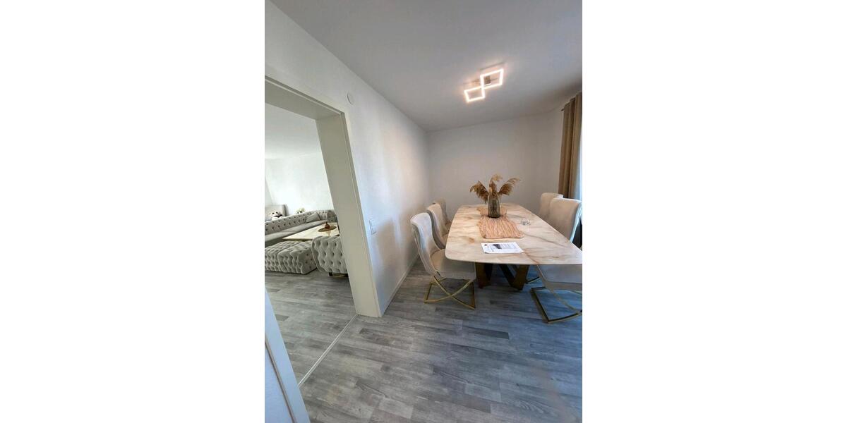 Erdgeschoßwohnung Pfullingen - 4.5 Zimmer, 98 m&sup2;, 365.000&euro; | Angebot:26834959