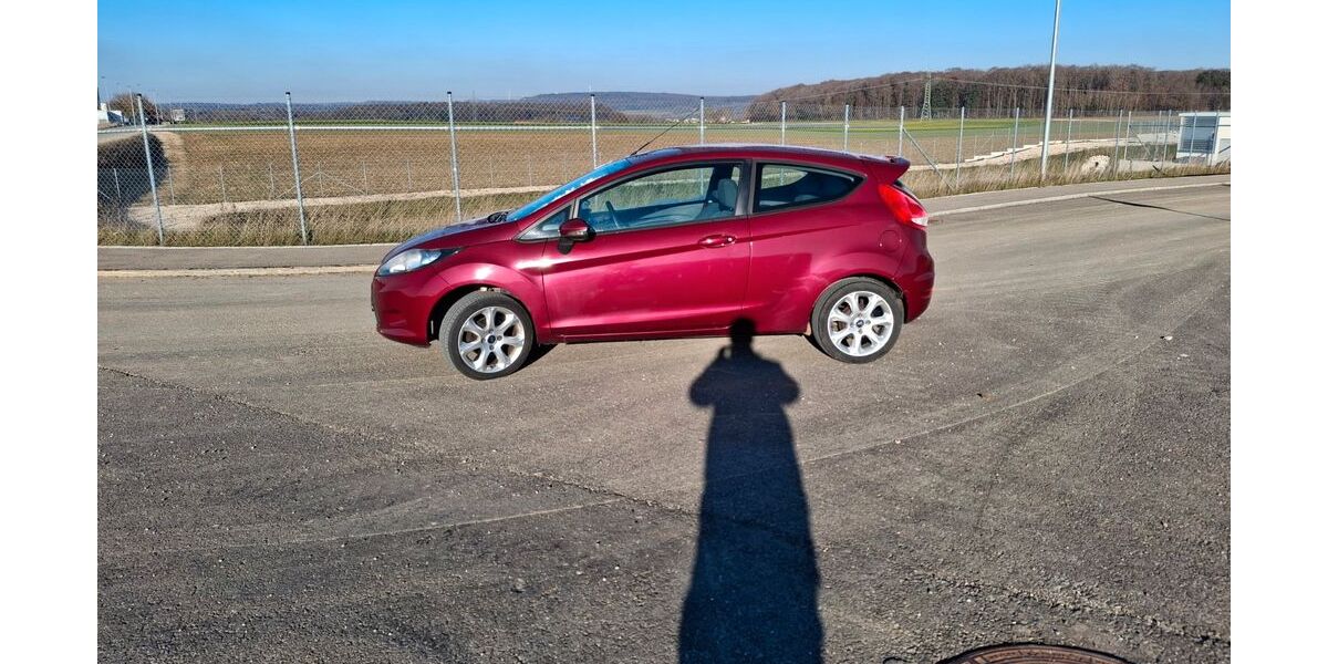 Ford Fiesta 107.000 km 2.800 &euro; Lonsee 89173
