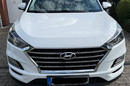 Hyundai TUCSON 63.000 km 14.900 &euro; Schwäbisch Gmünd 73529