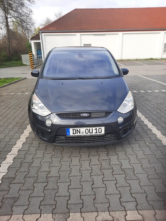 Ford S-Max 296.000 km 3.500 € Elkenroth 57578