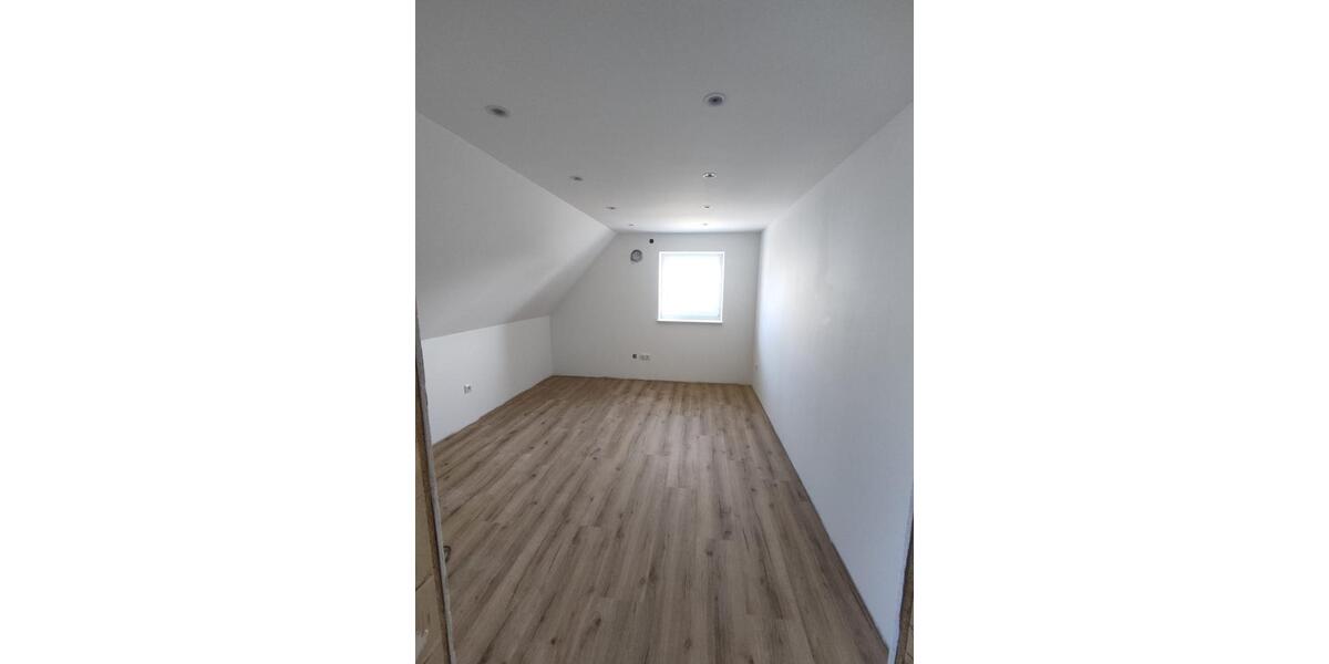 Einfamilienhaus Blindheim - 6 Zimmer, 105 m&sup2;, 1.500&euro; | Angebot:25175102