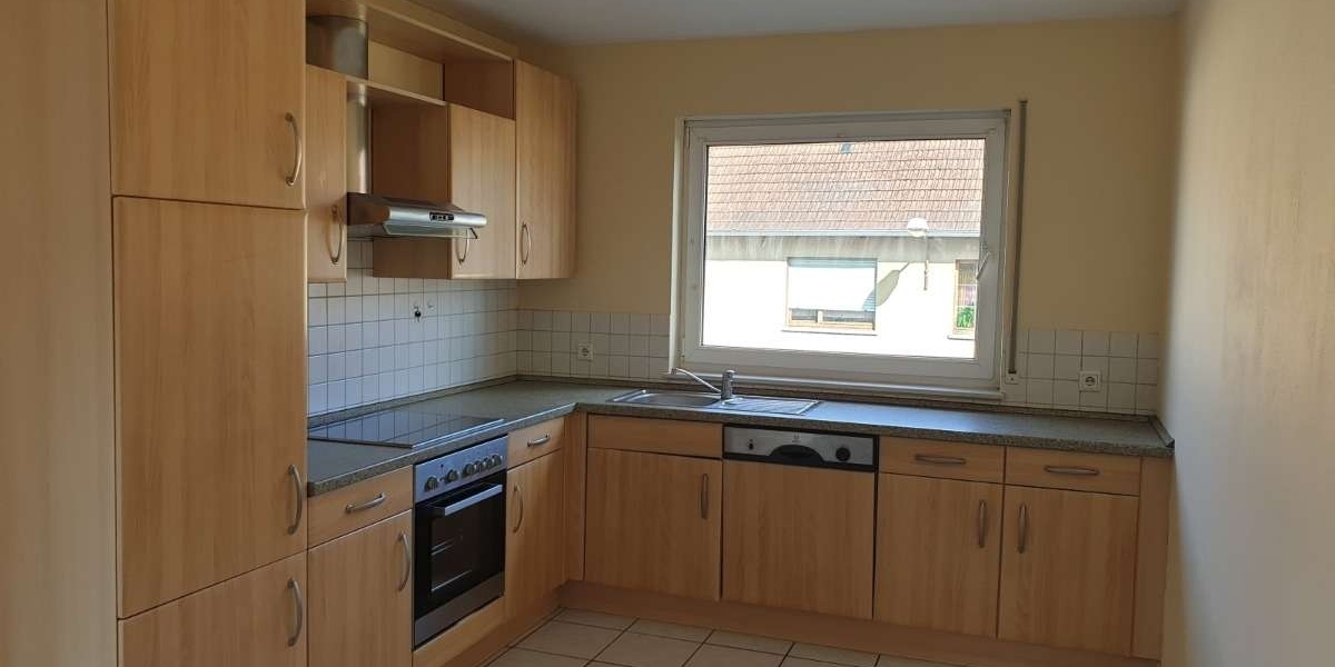 Attraktives, vermietetes Reihenendhaus mit Garage und kleinem Grundstück – rentable Kapitalanlage - Reihenendhaus Queidersbach | Angebot:27130988