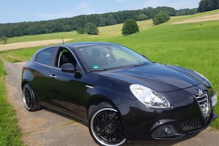 Alfa Romeo Giulietta 118.000 km 5.555 € Nidda 63667